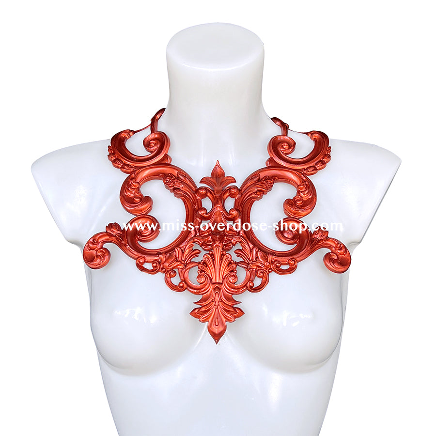Empress latex collar