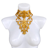 Queen latex collar
