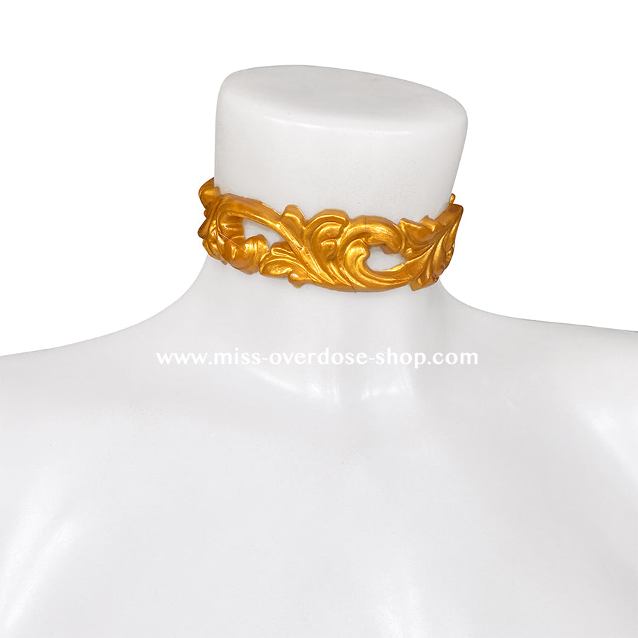 Royal latex collar