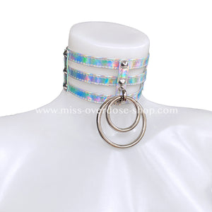 Holographic Halsband